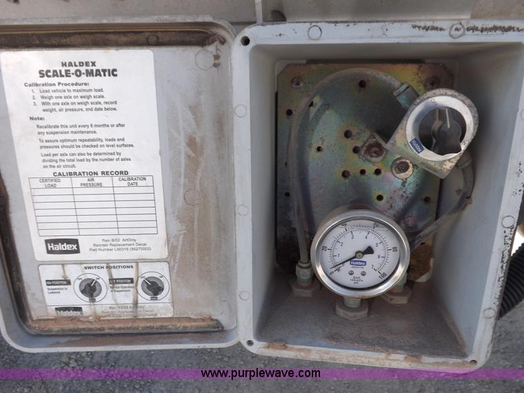 image for item I7597 2004 Timpte Super Hopper grain trailer