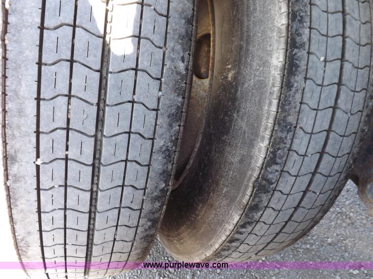 image for item I7597 2004 Timpte Super Hopper grain trailer