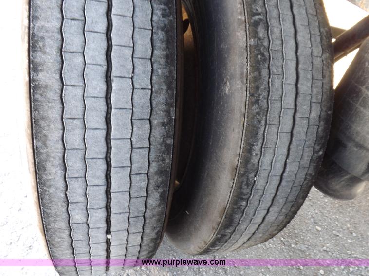 image for item I7597 2004 Timpte Super Hopper grain trailer