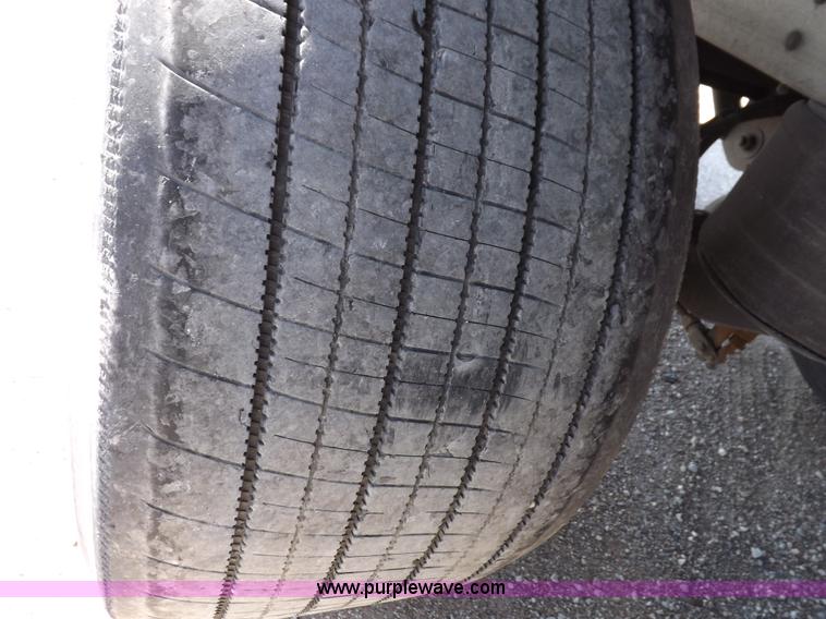 image for item I7598 2008 Timpte Super Hopper grain trailer