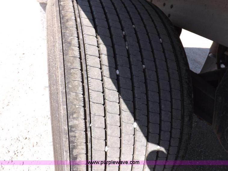 image for item I7599 2008 Timpte Super Hopper grain trailer