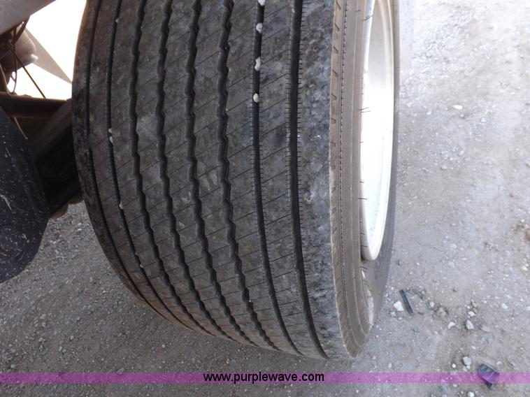 image for item I7599 2008 Timpte Super Hopper grain trailer