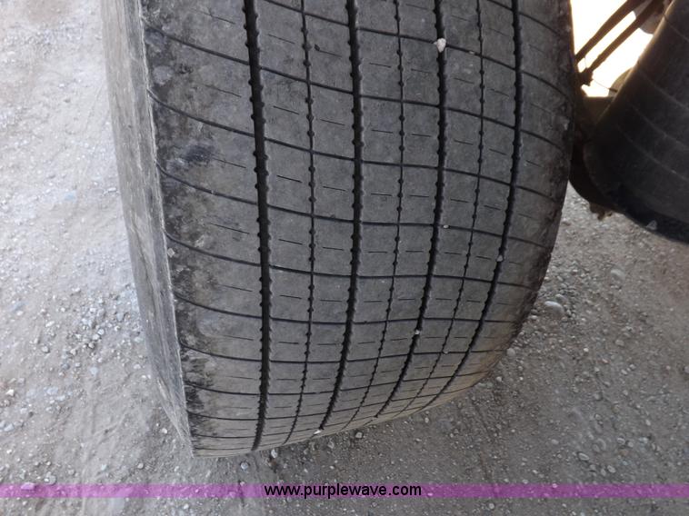 image for item I7599 2008 Timpte Super Hopper grain trailer