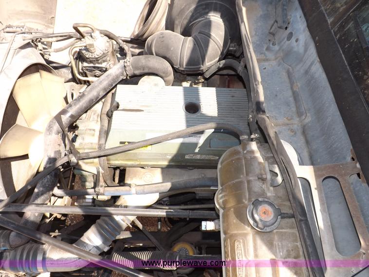 image for item I7601 1998 Freightliner Century Class semi truck