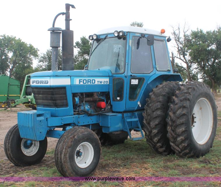 image for item I8061 Ford TW20 tractor
