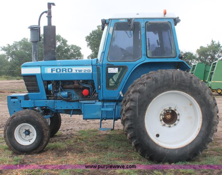 image for item I8061 Ford TW20 tractor