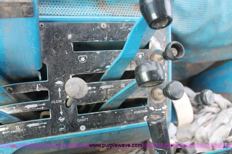 image for item I8061 Ford TW20 tractor