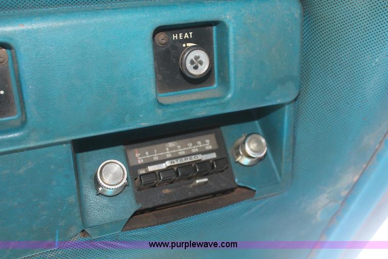 image for item I8061 Ford TW20 tractor