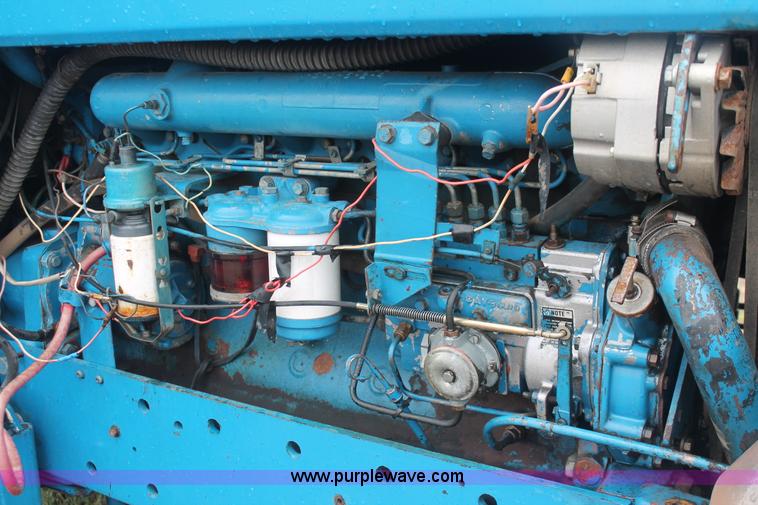 image for item I8061 Ford TW20 tractor