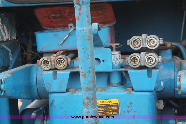 image for item I8061 Ford TW20 tractor