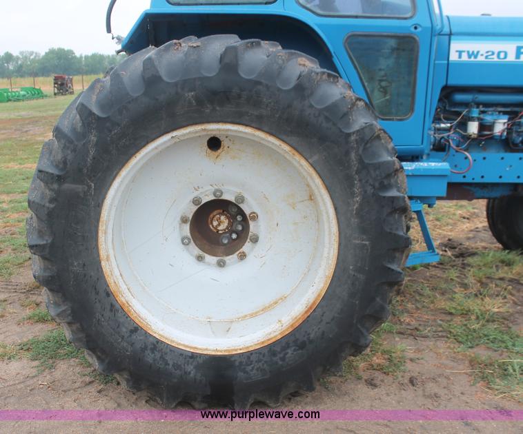 image for item I8061 Ford TW20 tractor