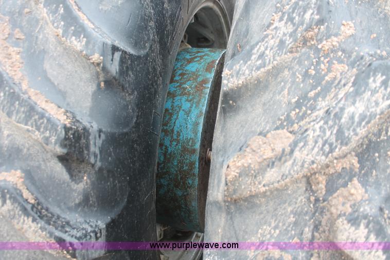 image for item I8061 Ford TW20 tractor