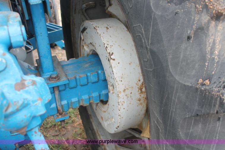 image for item I8061 Ford TW20 tractor