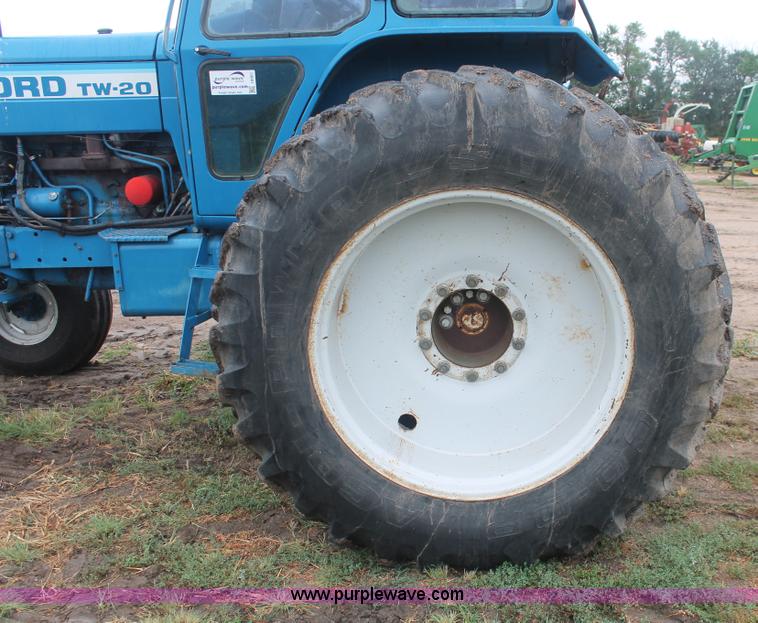 image for item I8061 Ford TW20 tractor