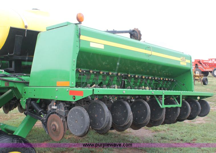 image for item I8062 2004 John Deere 455 grain drill