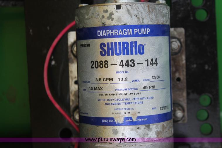 image for item I8062 2004 John Deere 455 grain drill