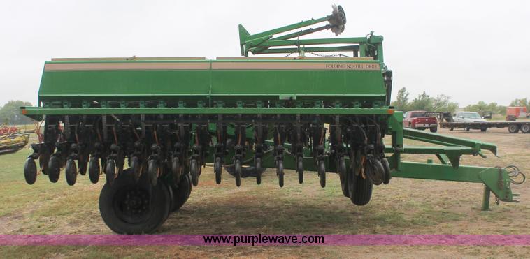image for item I8070 Great Plains Solid Stand 30 folding no-till drill