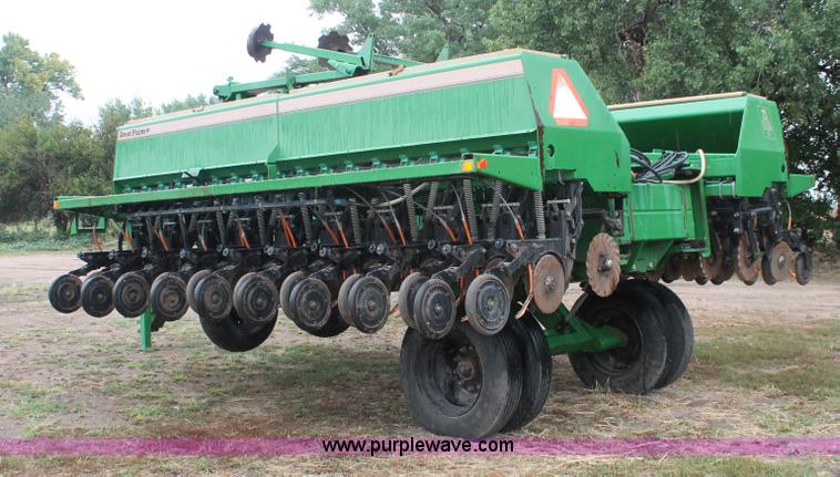 image for item I8070 Great Plains Solid Stand 30 folding no-till drill