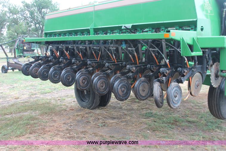 image for item I8070 Great Plains Solid Stand 30 folding no-till drill