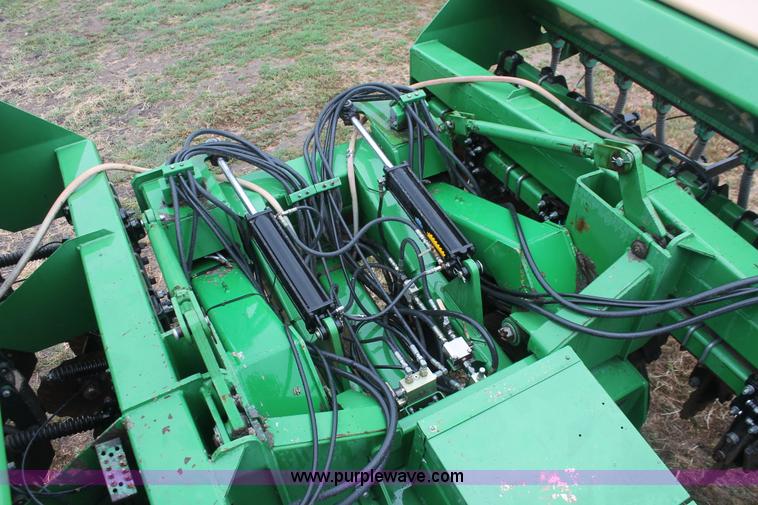 image for item I8070 Great Plains Solid Stand 30 folding no-till drill