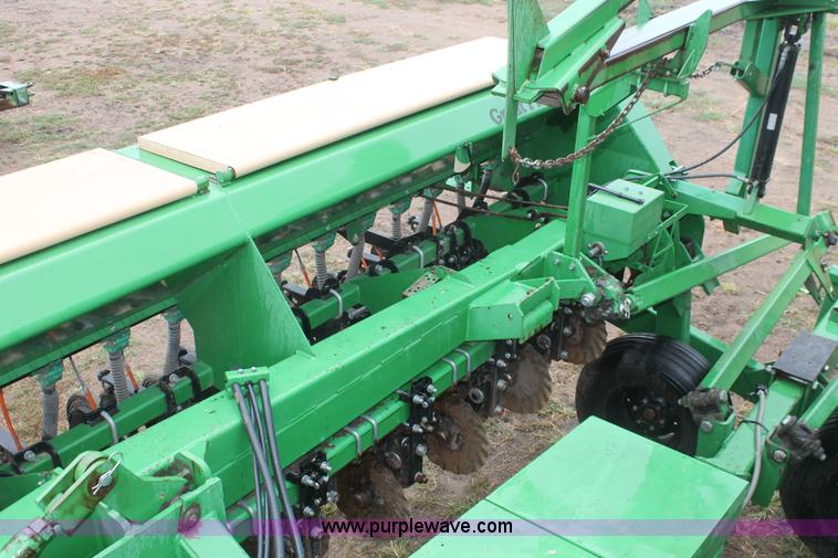 image for item I8070 Great Plains Solid Stand 30 folding no-till drill