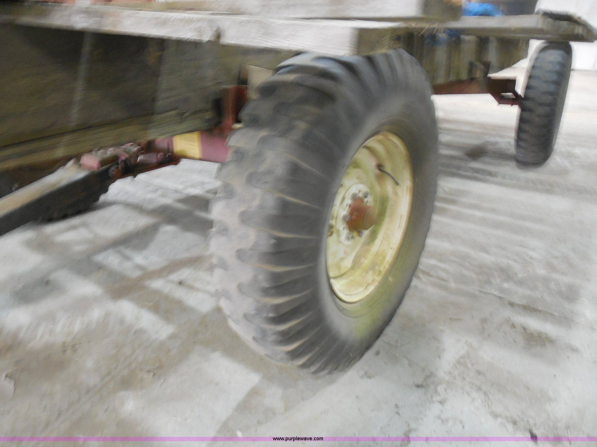 Shop built 22' hay wagon in Pipestone, MN Item I1495 sold Purple Wave