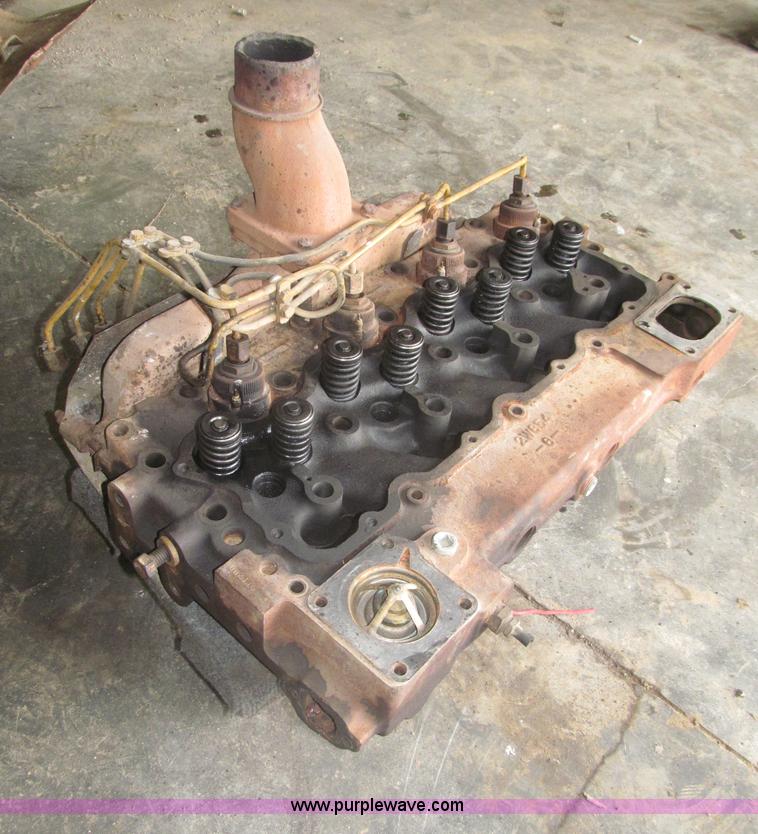 image for item AE9463 Caterpillar 3304 cylinder head