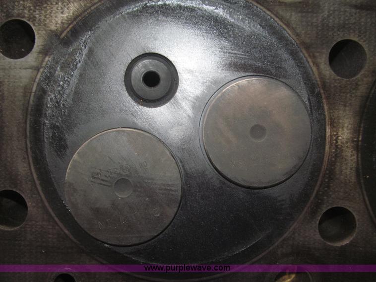 image for item AE9463 Caterpillar 3304 cylinder head