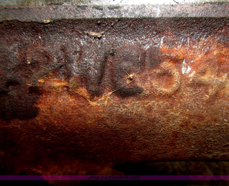 image for item AE9463 Caterpillar 3304 cylinder head