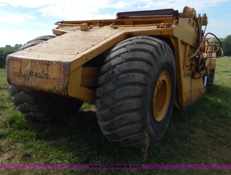 image for item B5813 1978 Fiat-Allis 161 elevating scraper