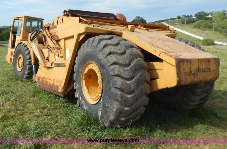 image for item B5813 1978 Fiat-Allis 161 elevating scraper