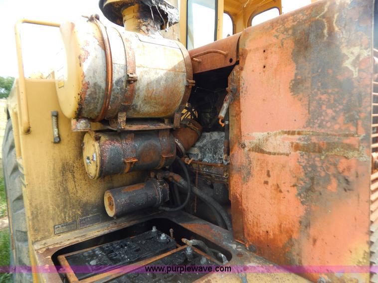 image for item B5813 1978 Fiat-Allis 161 elevating scraper