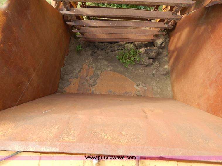 image for item B5813 1978 Fiat-Allis 161 elevating scraper