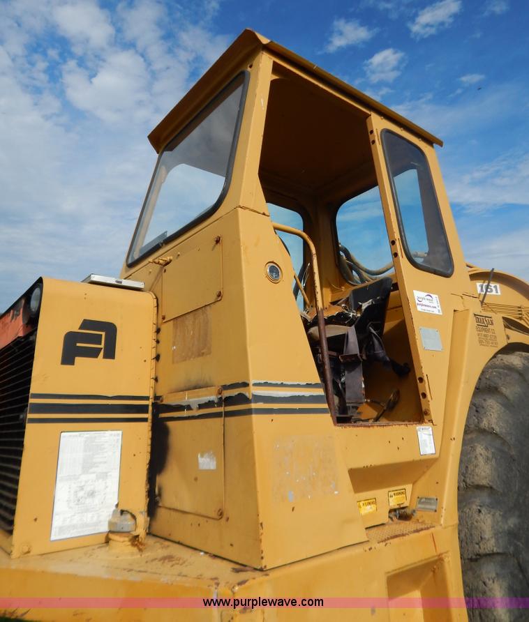 image for item B5813 1978 Fiat-Allis 161 elevating scraper