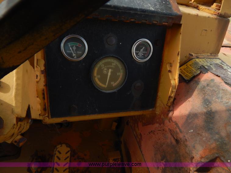 image for item B5813 1978 Fiat-Allis 161 elevating scraper