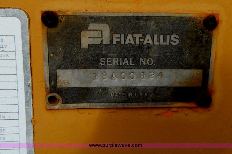 image for item B5813 1978 Fiat-Allis 161 elevating scraper