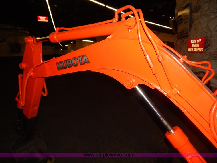 image for item B5822 Kubota KH8 compact excavator
