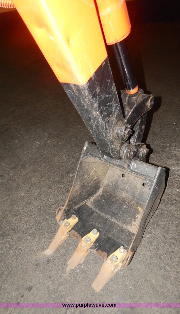 image for item B5822 Kubota KH8 compact excavator