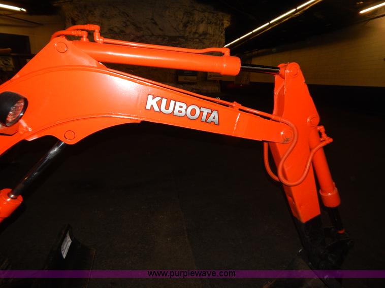 image for item B5822 Kubota KH8 compact excavator