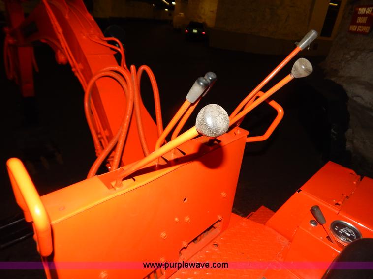 image for item B5822 Kubota KH8 compact excavator