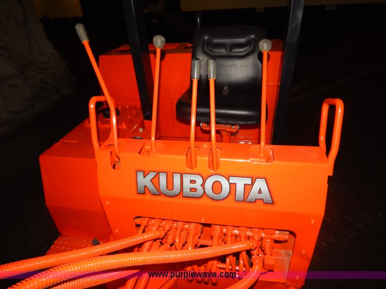 image for item B5822 Kubota KH8 compact excavator