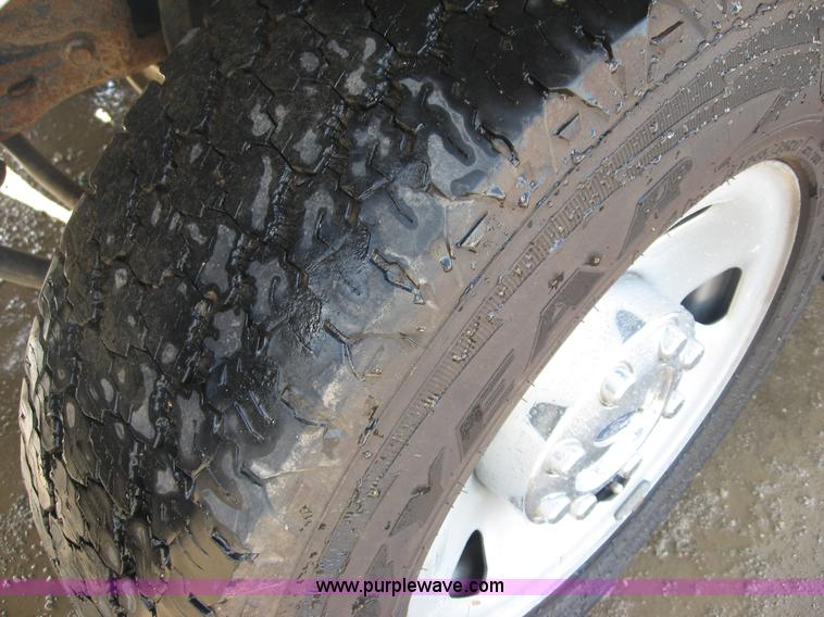 image for item B6426 2006 Ford F250 Super Duty XL SuperCab service truck