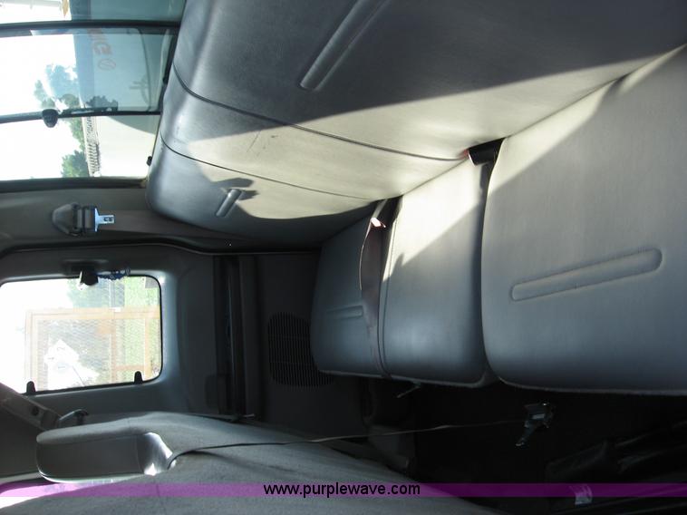 image for item B6426 2006 Ford F250 Super Duty XL SuperCab service truck