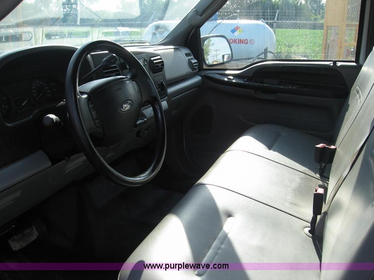 image for item B6426 2006 Ford F250 Super Duty XL SuperCab service truck