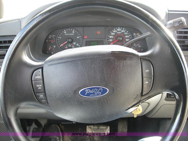 image for item B6426 2006 Ford F250 Super Duty XL SuperCab service truck
