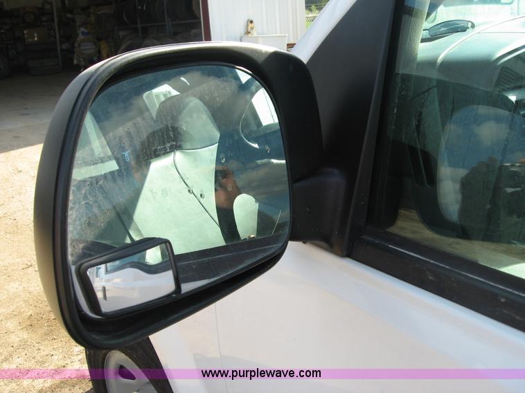 image for item B6426 2006 Ford F250 Super Duty XL SuperCab service truck