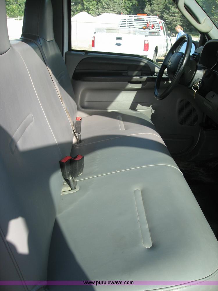 image for item B6426 2006 Ford F250 Super Duty XL SuperCab service truck