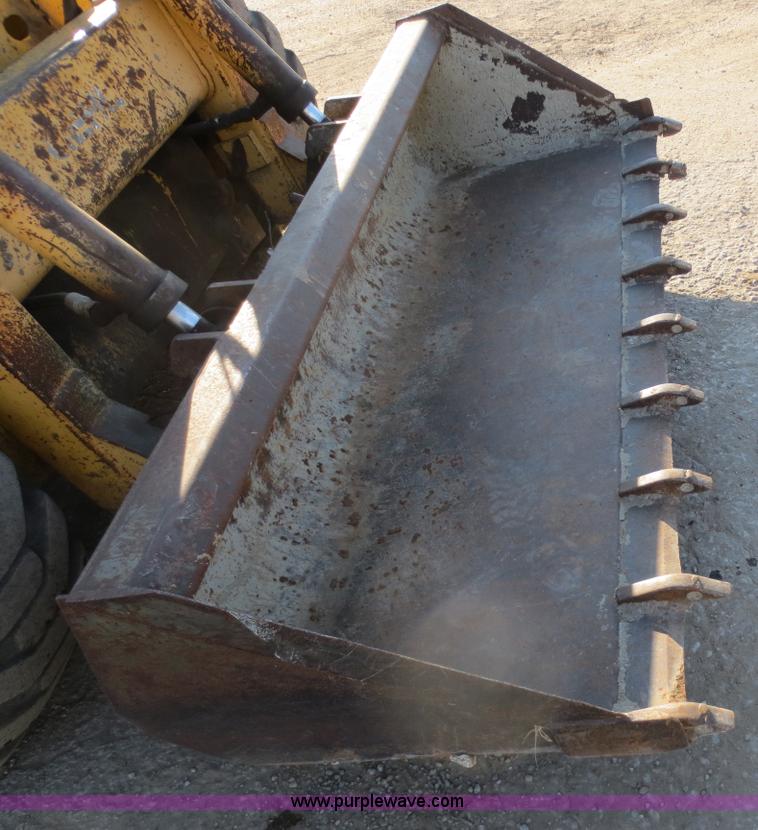 image for item D5948 1995 Gehl SL5625 skid steer