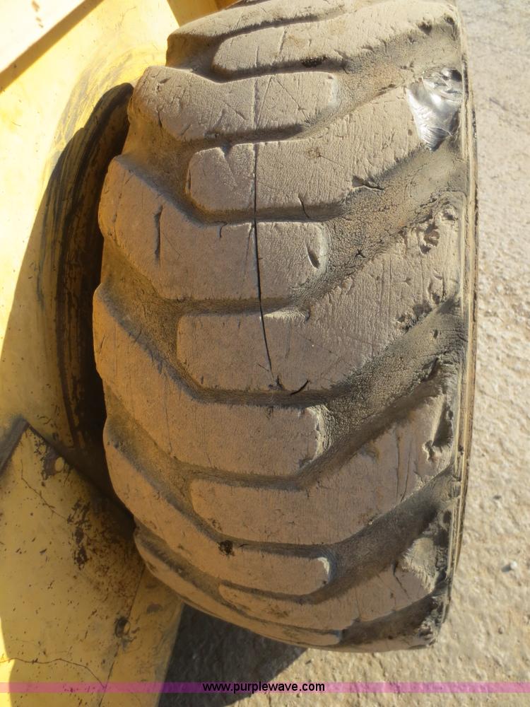 image for item D5948 1995 Gehl SL5625 skid steer