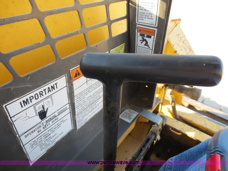 image for item D5948 1995 Gehl SL5625 skid steer